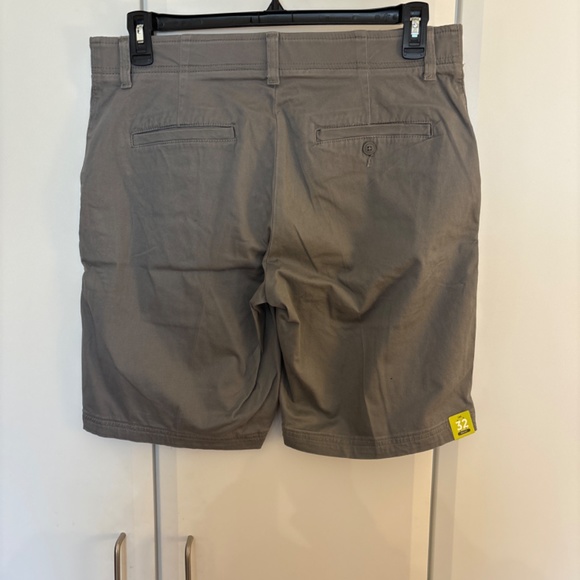 Men’s casual Shorts - Picture 4 of 8